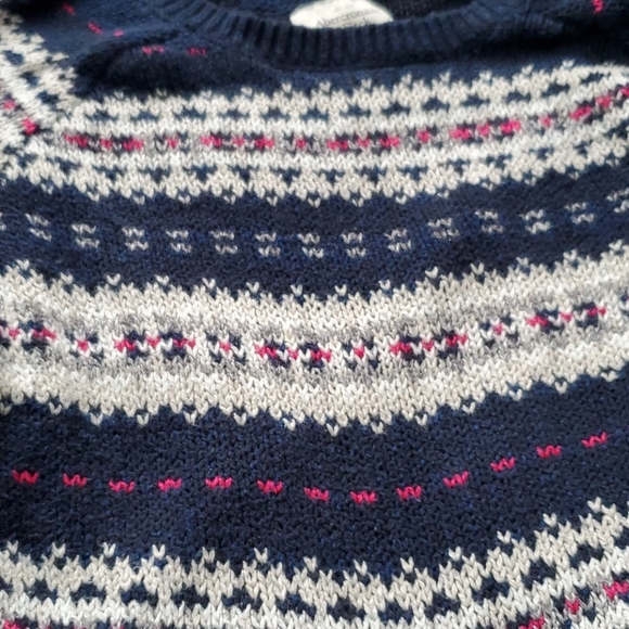 Soft Cropped Sweater - Picture 4 of 4